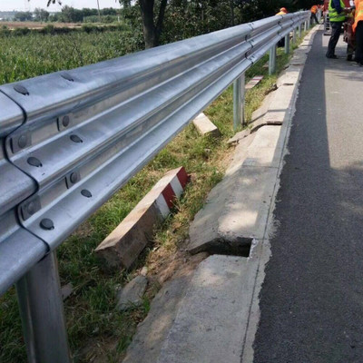 Highway Plc Guardrail Roll Forming Machine Didorong Rantai