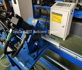 T Grid Baja Ringan Keel Roll Forming Machine Kontrol PLC Hydraulic Cutting