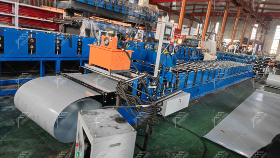 3T Hydraulic Cutting Roofing Sheet Roll Forming Machine dengan sistem kontrol PLC