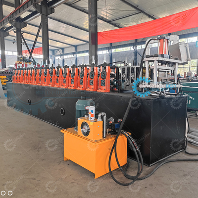 Ketebalan baja 0,8mm Perbedaan Embossing Shutter Rolling Door Profile Roll Forming Machine