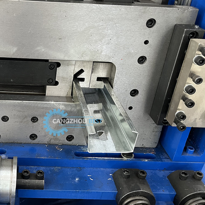 Otomatis Czu Purlin Hydraulic Punching Dan Memotong Roll Membentuk Mesin