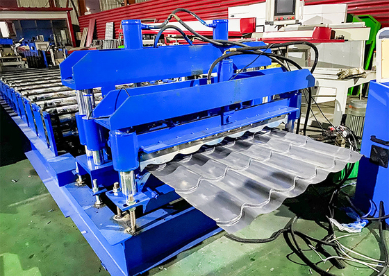 Galvanized Steel Hydraulic Cutting Roofing Panel glazed tile roll forming machine Dingin