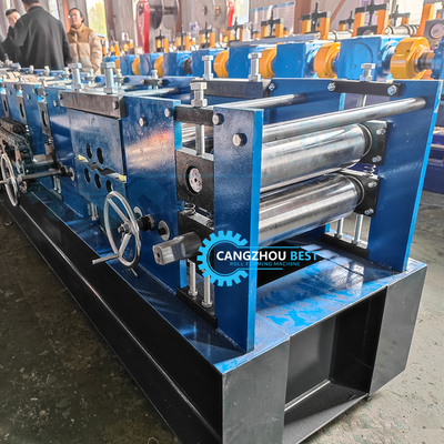 Steel Profile Channel Roll Forming Machine Mengubah Ukuran C Purlin 80-300mm Ukuran Web