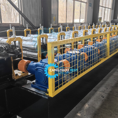 Hydraulic Cutting Trapezoid Step Tile Making Roll Forming Machine Mesin untuk membuat ubin