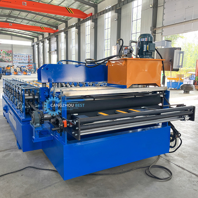 Otomatis Mengubah Ukuran PU Liner Steel Profile Roof Sheet Roll Forming Machine Untuk 0,3-0,8mm