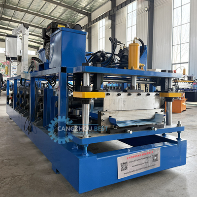 Customzied Portable Kr18 Standing Seam Roof Sheet Roll Forming Machine Dengan Auto Seamer