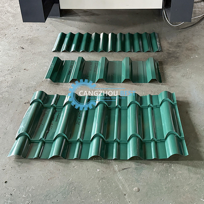 Tiga Lapisan 836 Keramik Q bergelombang Trapezodial Tinggi Rib Tiga Desain Atap Lembar Roll Forming Machine