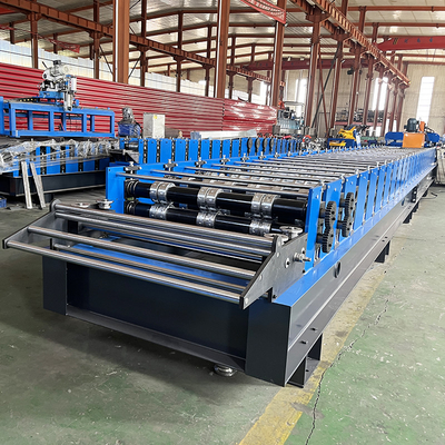 Mesin Pembentuk Gulungan Lembaran Decking Kontrol PLC Ketebalan Material 1.2mm