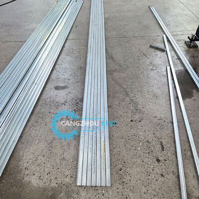 Profil Baja Multi Ukuran C&amp;U Stud Track Profil Langit-langit Mesin Roll Forming