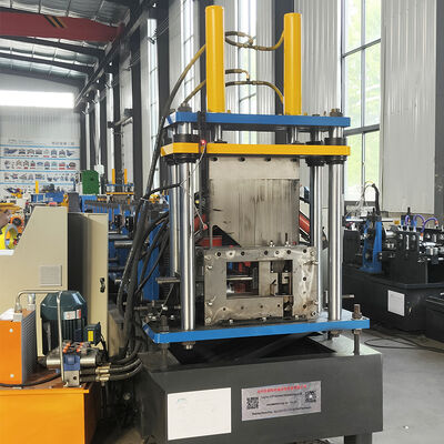 Pemotongan Hidraulik Secara Otomatis Mengubah Ukuran Mesin Roll Forming CZU Purlin